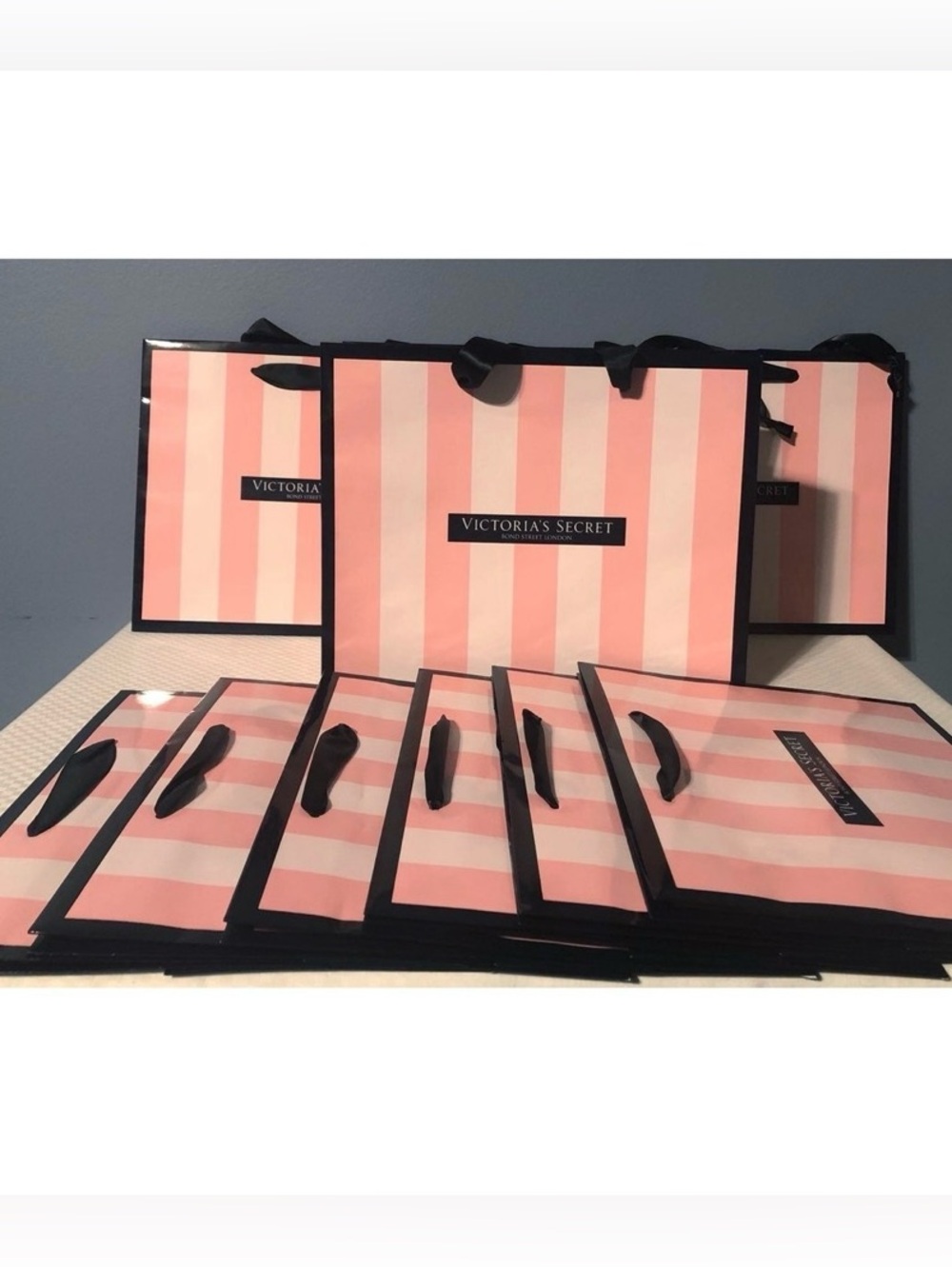 10 Victoria's Secret Glossy Gift Bags